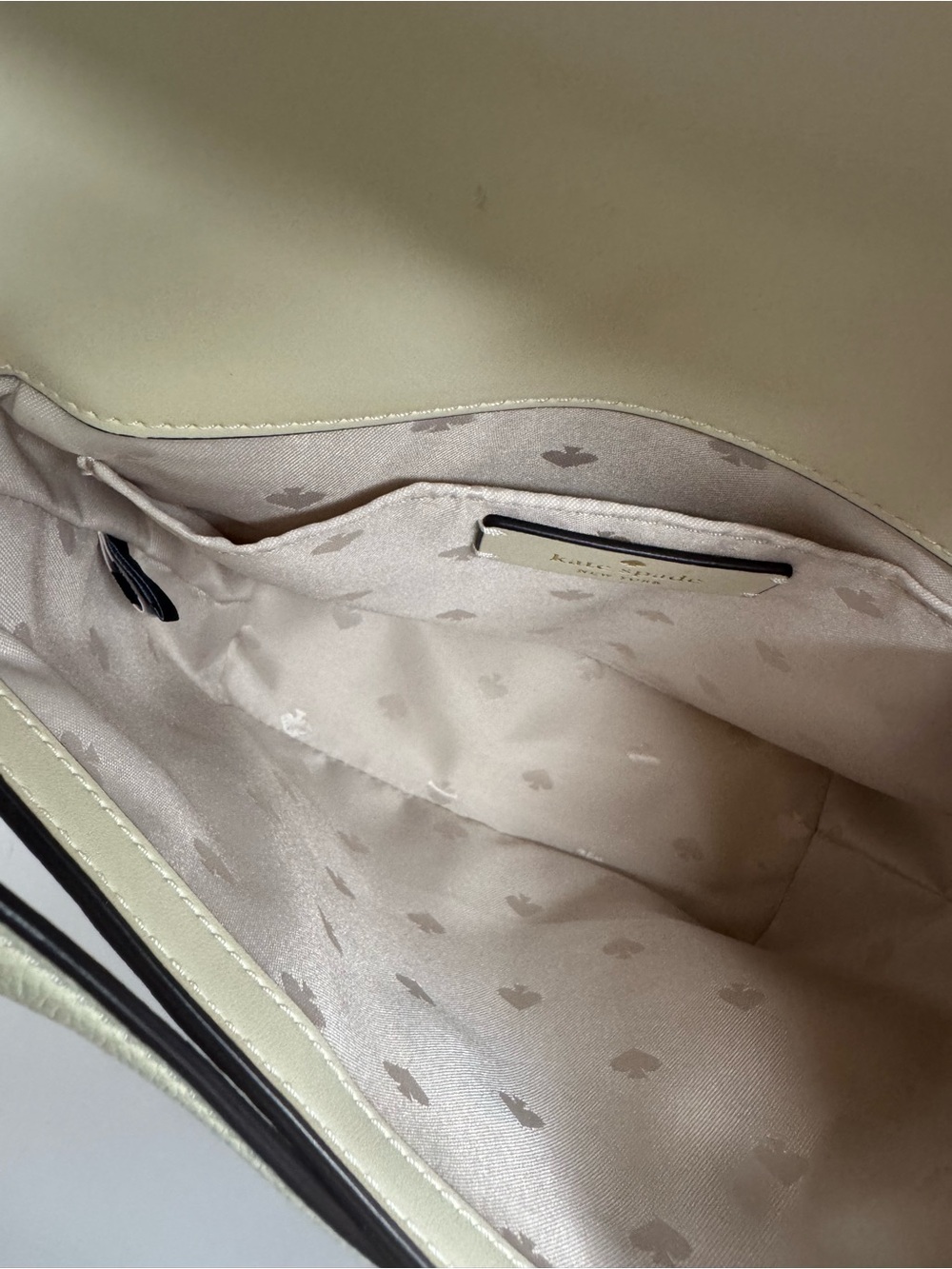 #422 Kate Spade Emmie Flap Crossbody Bag - Picture 10 of 17